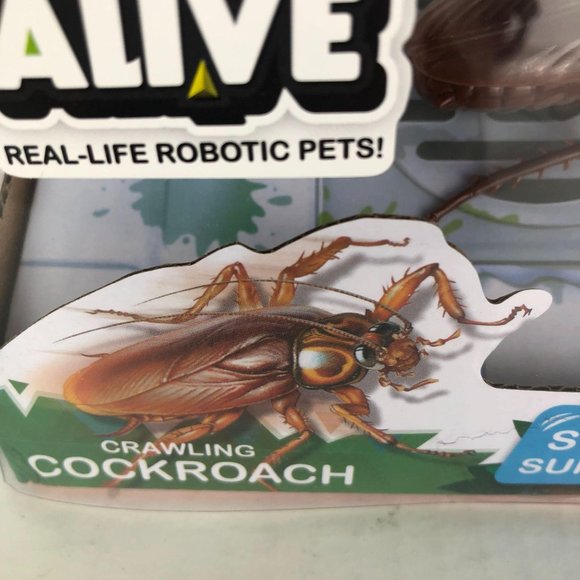 ZURU ROBO ALIVE Crawling Cockroach Real life Robot - Picture 4 of 6